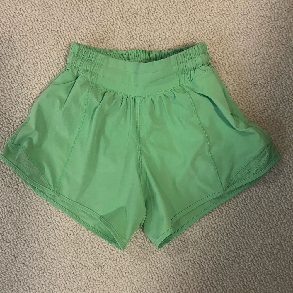 Size 0 ,4inch Lululemon shorts